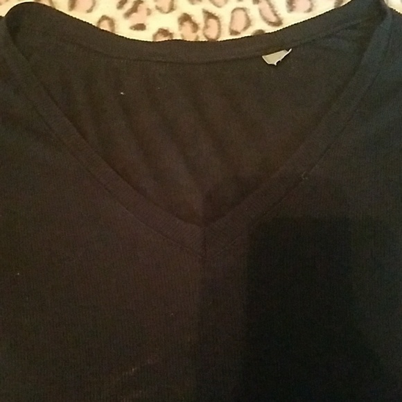 Black V-Neck Tee - Picture 2 of 2